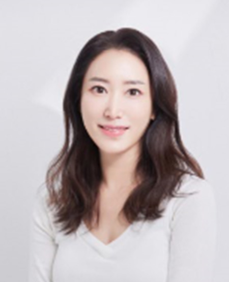 Nicole Jang